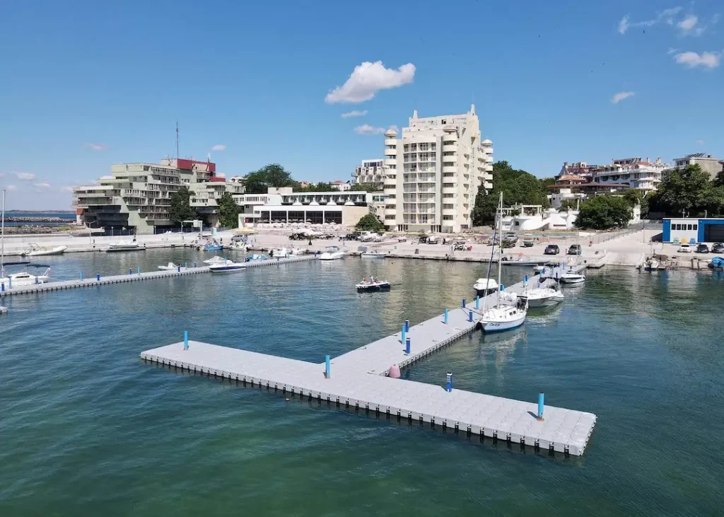 Durable BulDock floating pontoon in a busy marina.